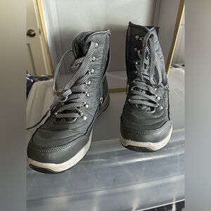 Weather proof lined boots